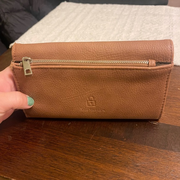 Wallet - Picture 3 of 3